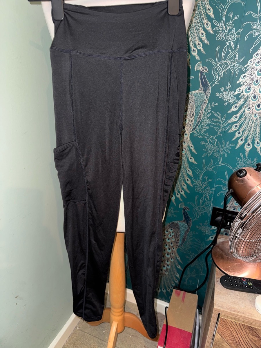 Black Heart Equestrian Flex Riding Leggings / Tights with Phone Pocket - Black