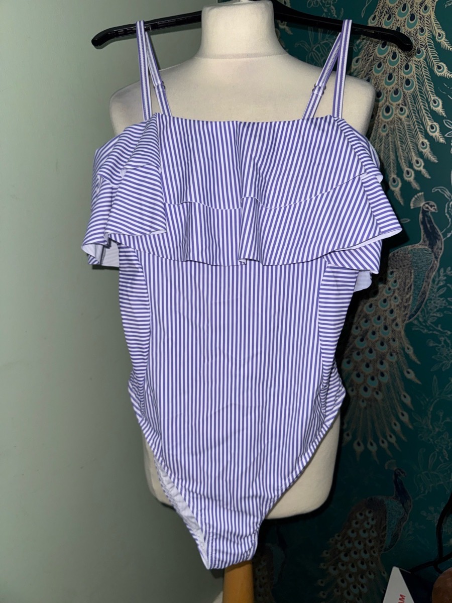 👙 Cute Purple & White Striped Ruffle One-Piece Swimsuit size large