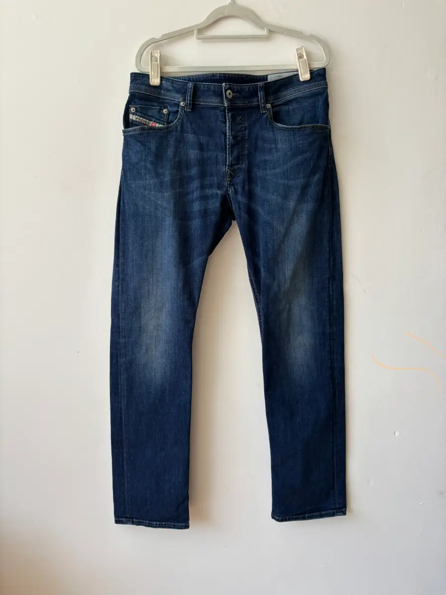 Diesel Men's Blue Waykee Straight Leg Jeans Size W34 L32 | JE360