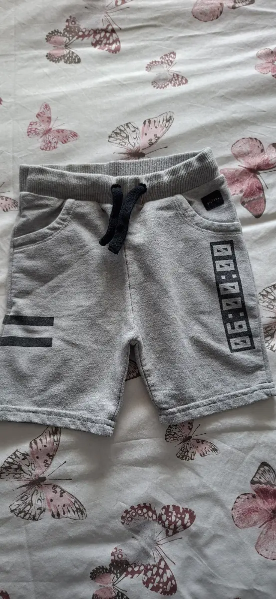 River island  shorts, 12-18 months