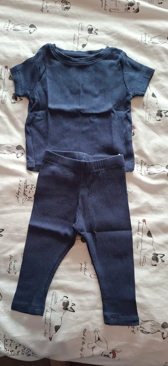 Primark tshirt & leggings set,3-6 months