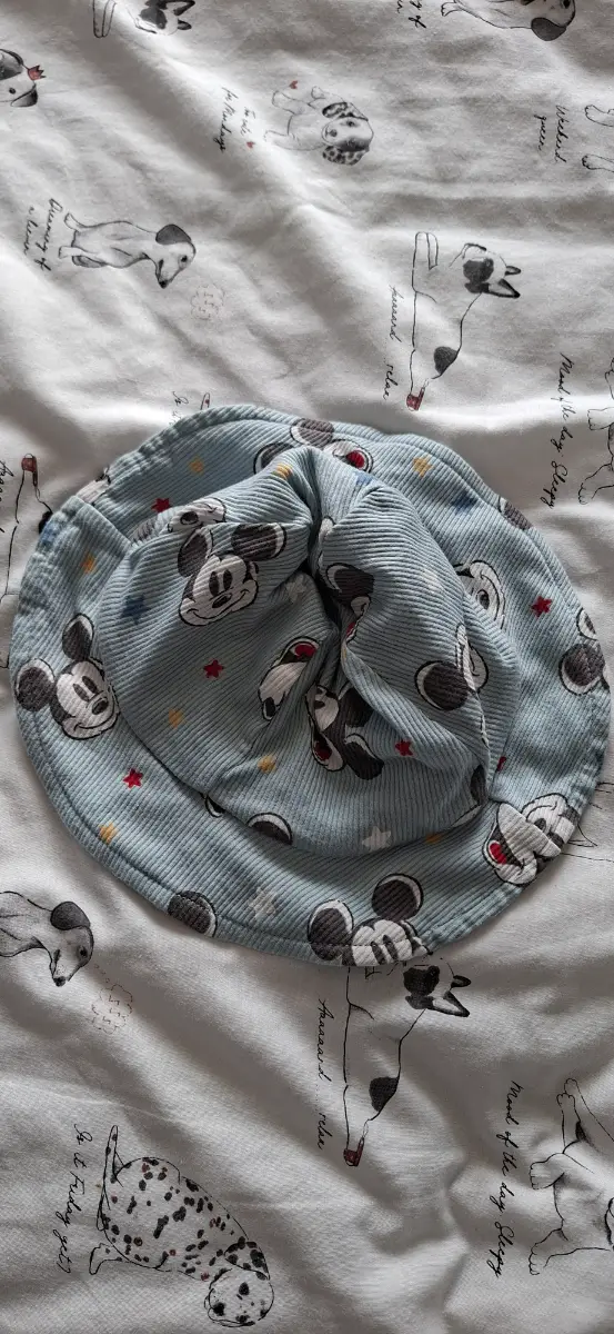 Disney primark hat, 6-12 months
