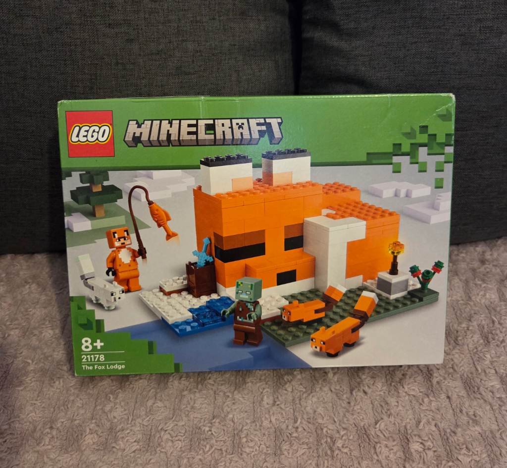 Lego Minecraft The Fox Lodge
