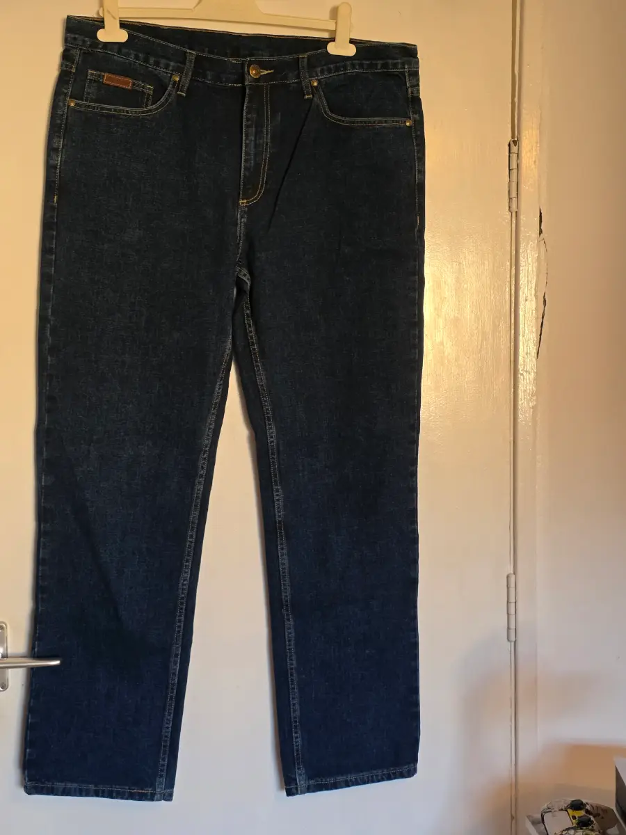 Farah straight leg blue jeans