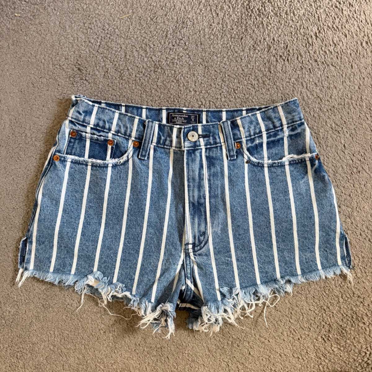 Abercrombie & Fitch Annie High Rise Striped Denim Shorts UK 8 W27 Blue White