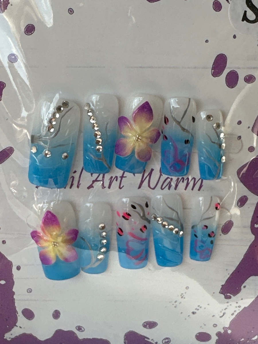Press on-nails