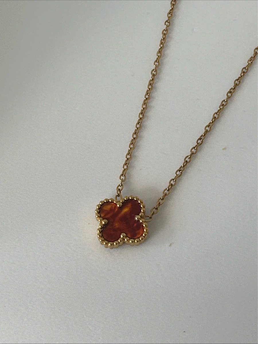 Gold tone clover necklace copper