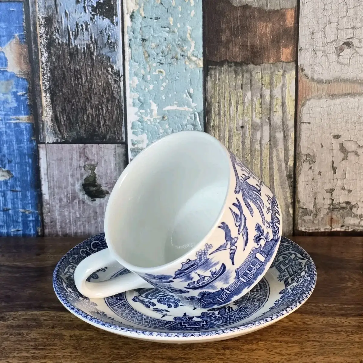 Vintage Churchill White And Blue Willow Pattern Tea Coffee Cup Mug With Saucer