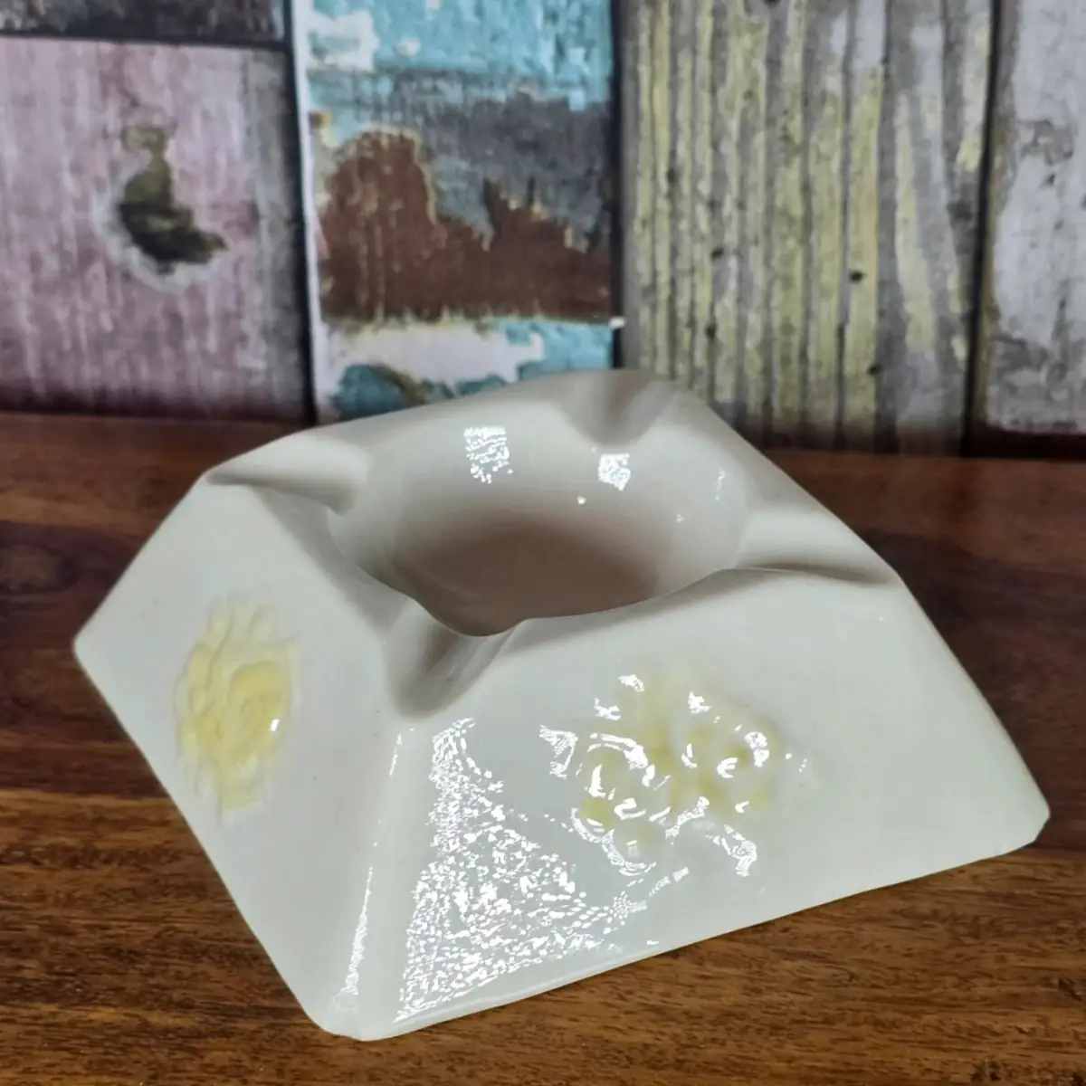 Vintage Belleek Ireland Thorn 4-Well Ashtray - Parian China (1965-1980)