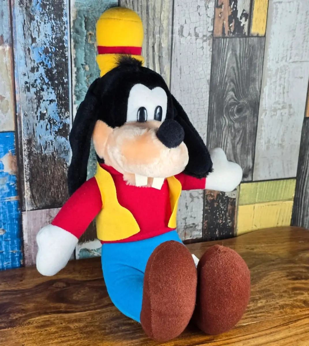 Vintage 40cm Disney Goofy Plush Puppet Toy - Yellow Vest Disneyland Soft Toy