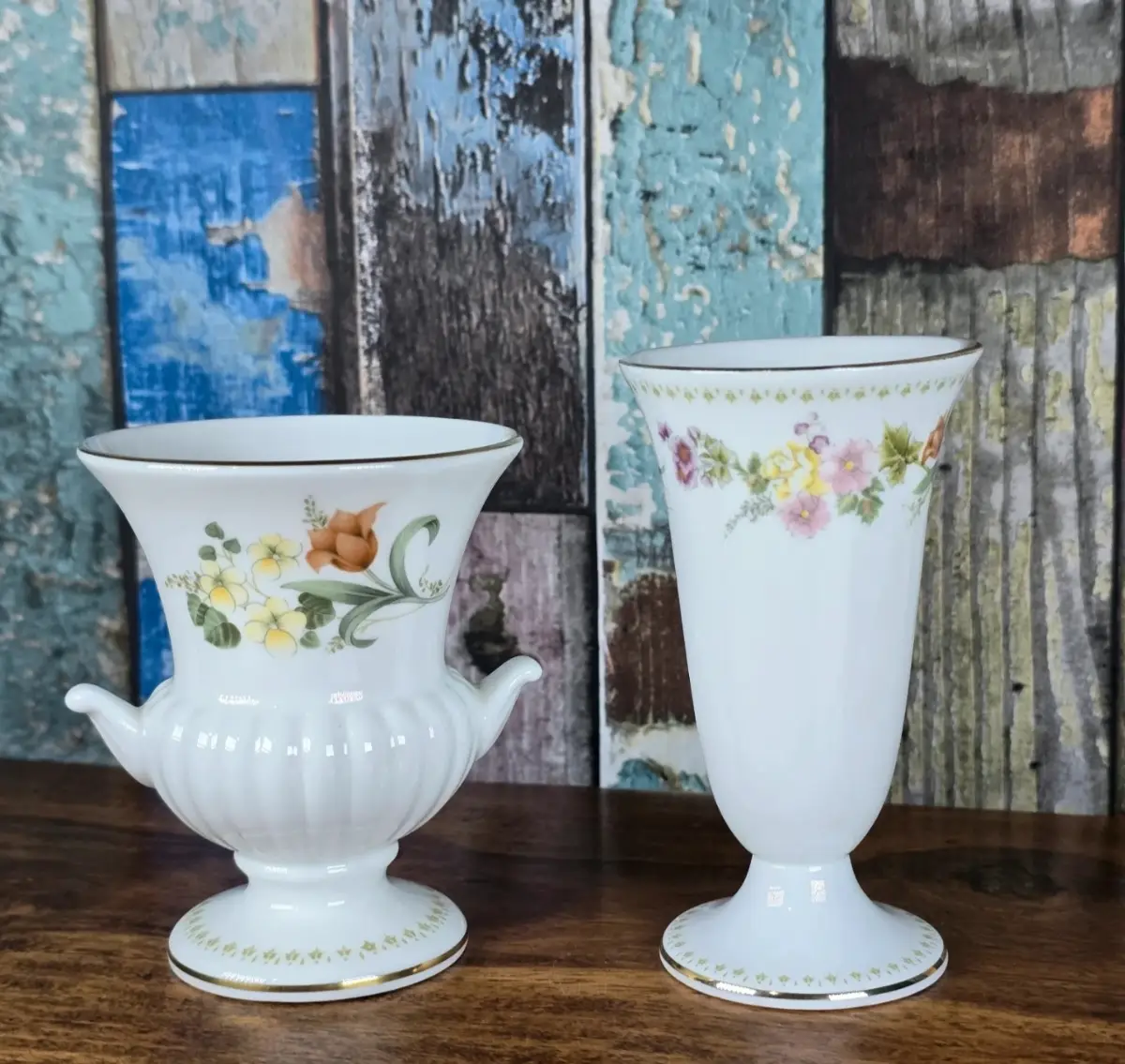 Vintage Wedgwood Fine Bone China Urn & Tulip Vases Set (2) Classic White Floral Display