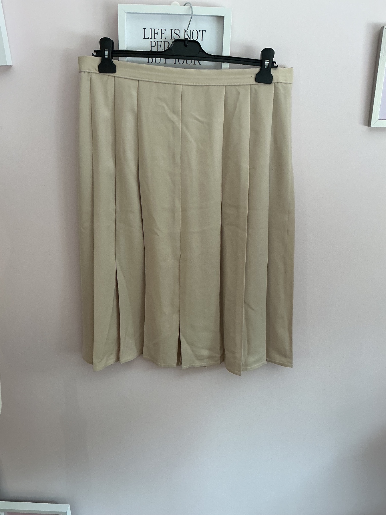 M&S Marks & Spencer Beige Pleated Midi Skirt Back Split Lined UK 12