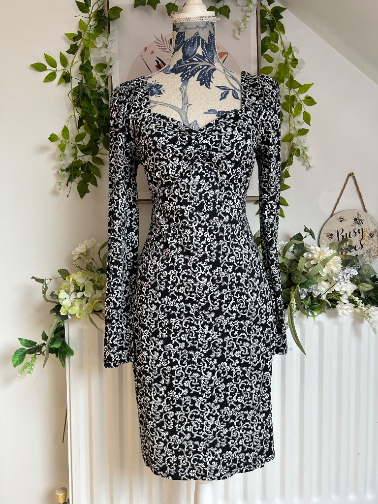 Boden Black White Paisley Midi Dress Size 12 Coquette Vintage Long Sleeve Jersey Dress
