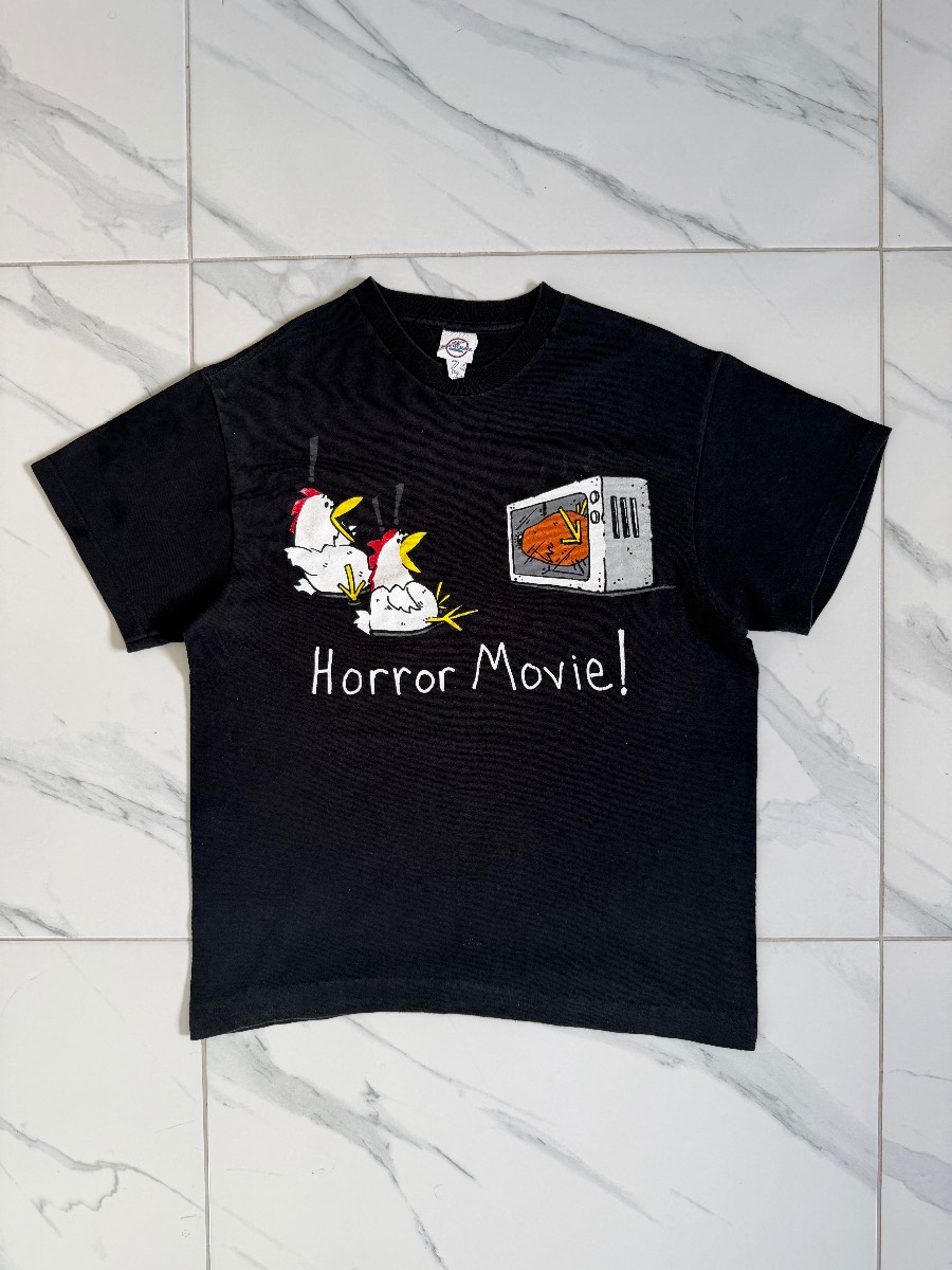 Vintage 00s Funny Chickens Horror Movie Humour Graphics T-Shirt - Size Medium