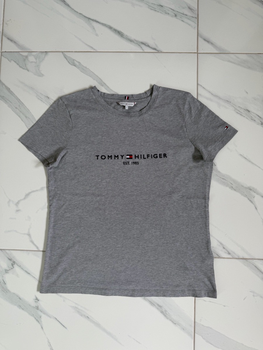 Tommy Hilfiger Embroidery Logo T-Shirt - Size Medium