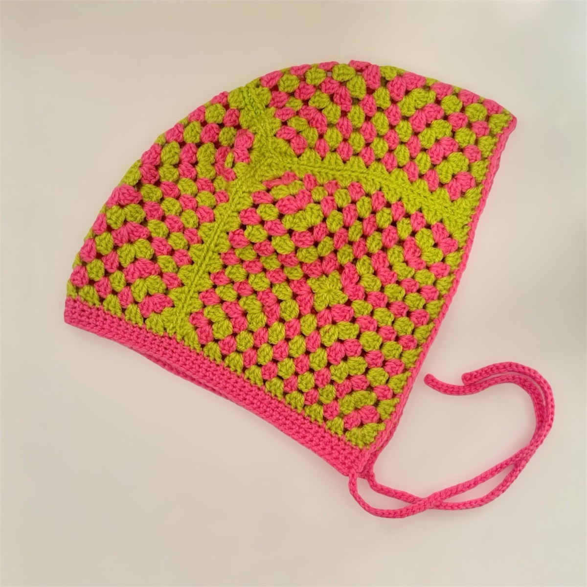 Sour apple retro style granny squares bonnet
