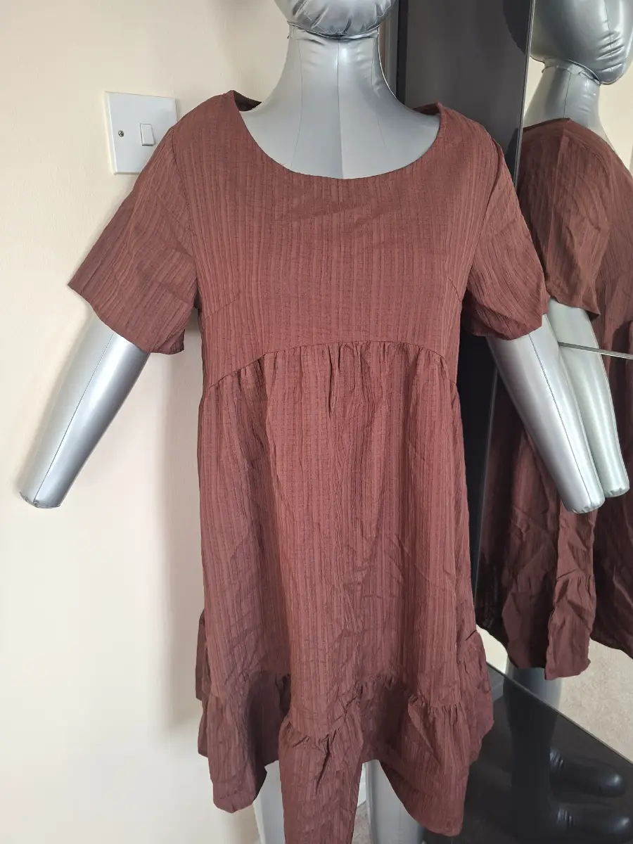 On trend brown summer dress says size S more M