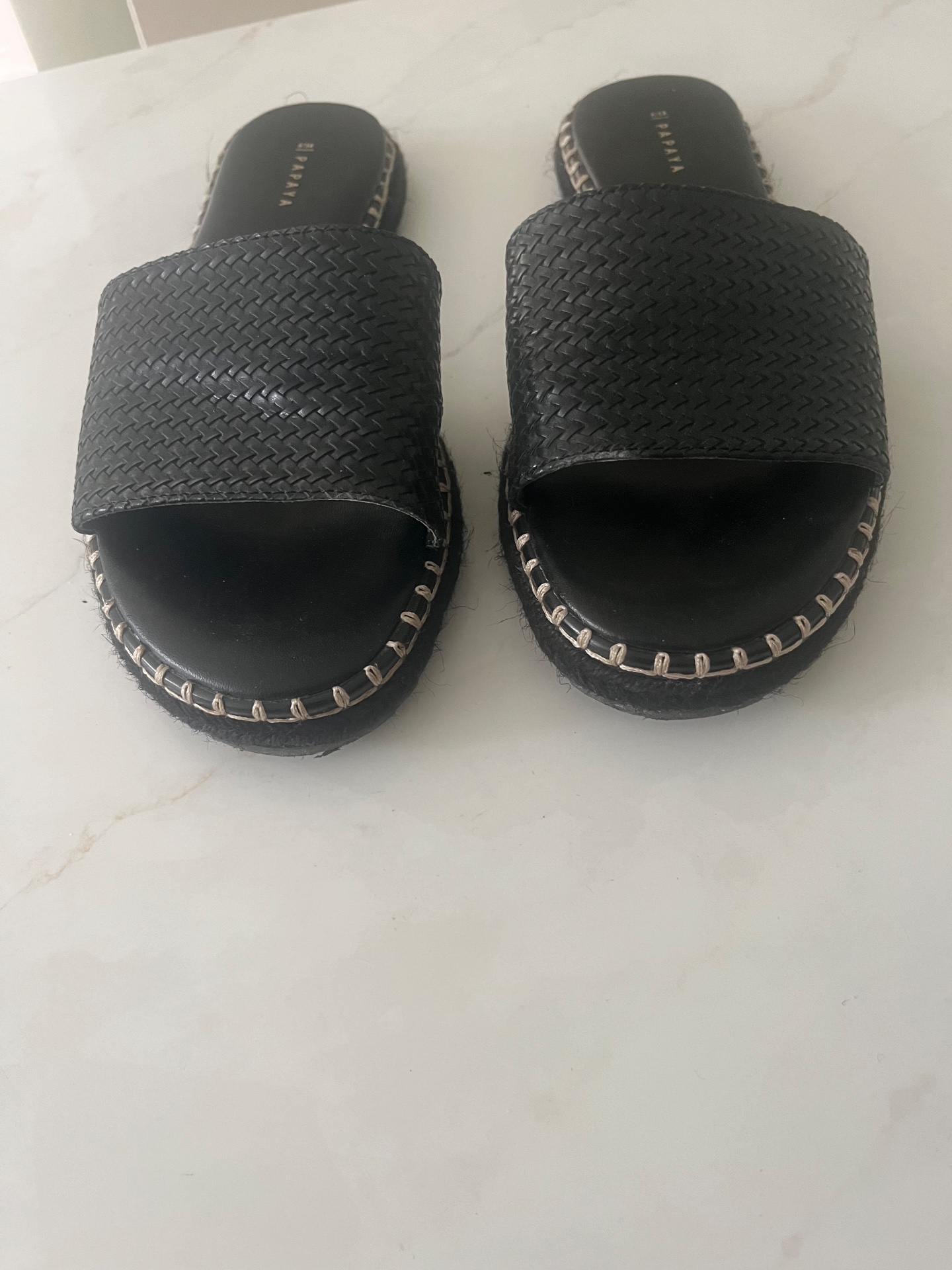 Women’s sandals