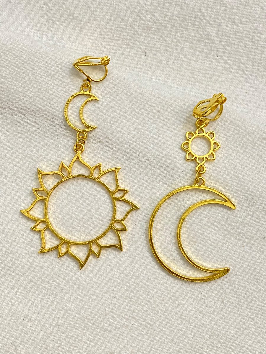 New Clip-On golden colour moon star Earrings None Piercing Cuff