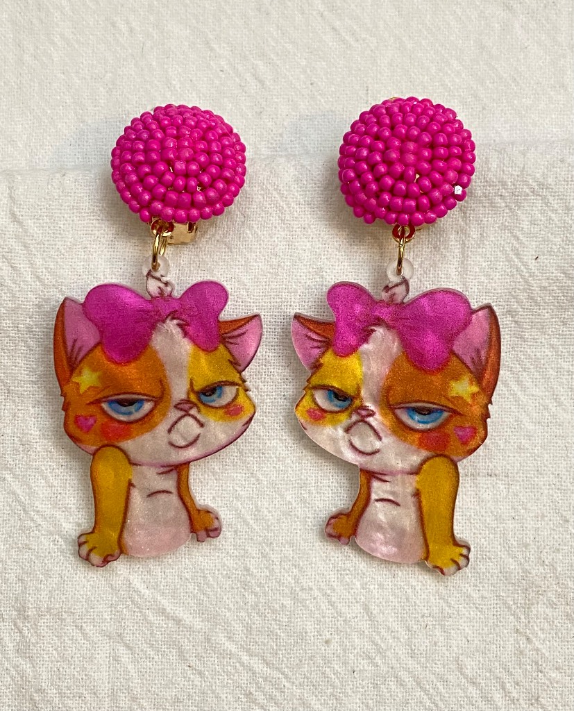 ✨✨ Brand New ✨✨  New Clip-On multi colour pink cat acrylic Earrings None Piercing Cuff