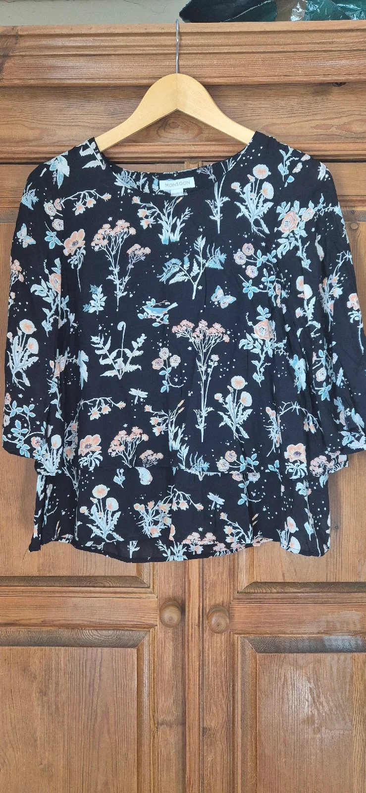 Monsoon size 10 floral layer back 3/4 sleeve top