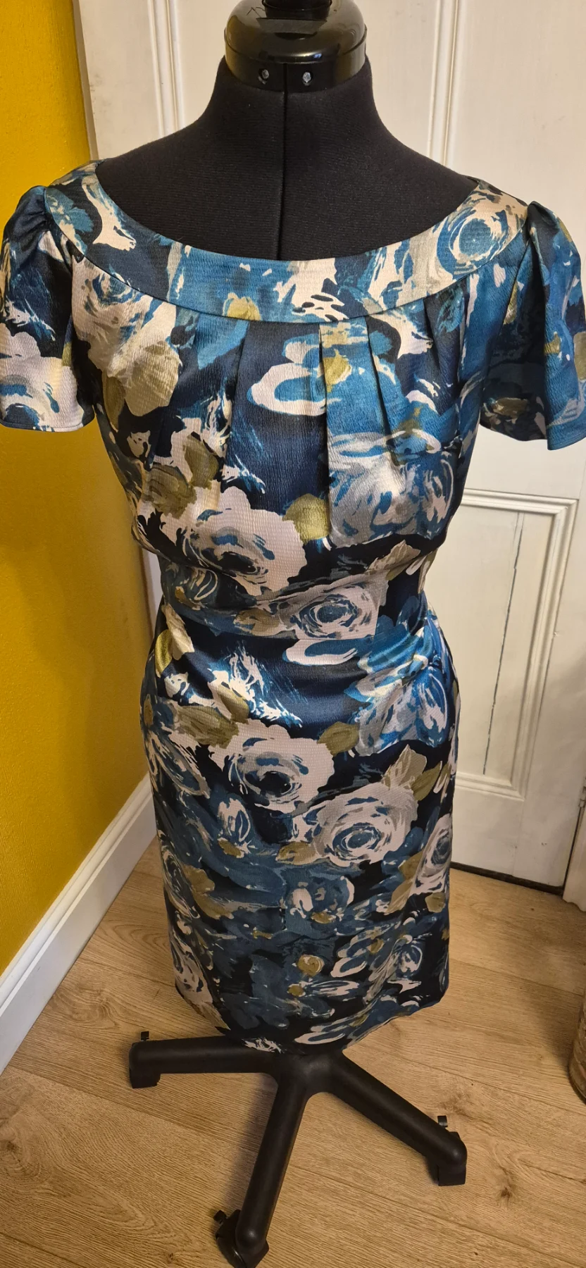 Laura ashley size 14 teal satin special occasion holiday crusie dress
