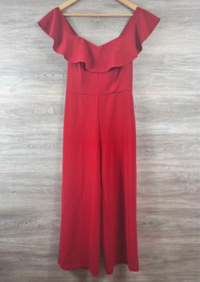 H&M red off the shoulder jumpsuit size EUR 38 (10)