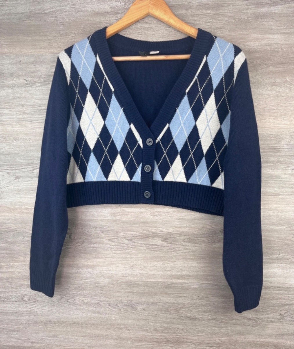 Divided H&M size EUR M blue diamond cropped knitted cardigan