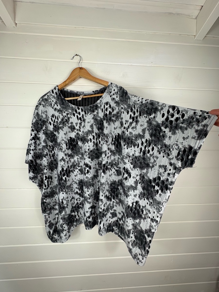 Stella Morgan - Black & White Boxy Oversized Top - Size 12