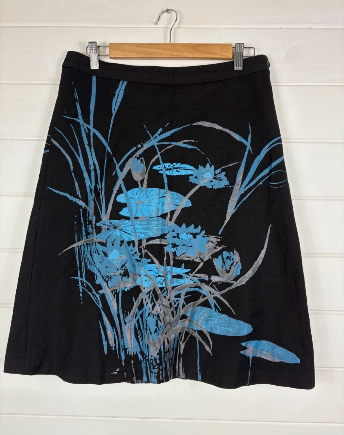 Fever - Black Lily Pad Dragonfly Print - A-Line Skirt - Size 12 - Y2K