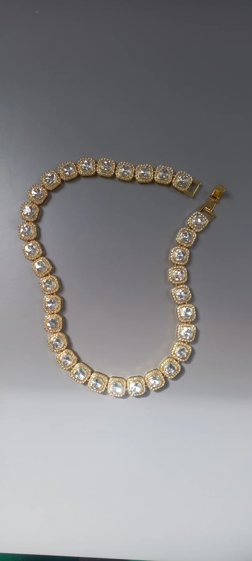 Costume Jewellery nw with no tag