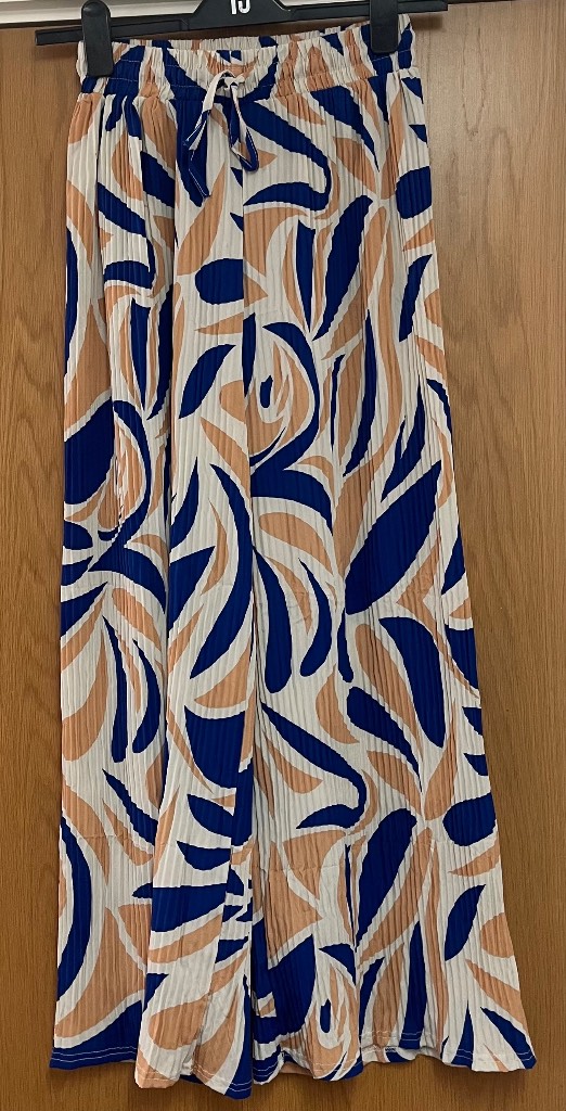 Abstract Print Pleated Wide-Leg Trousers Size S/M