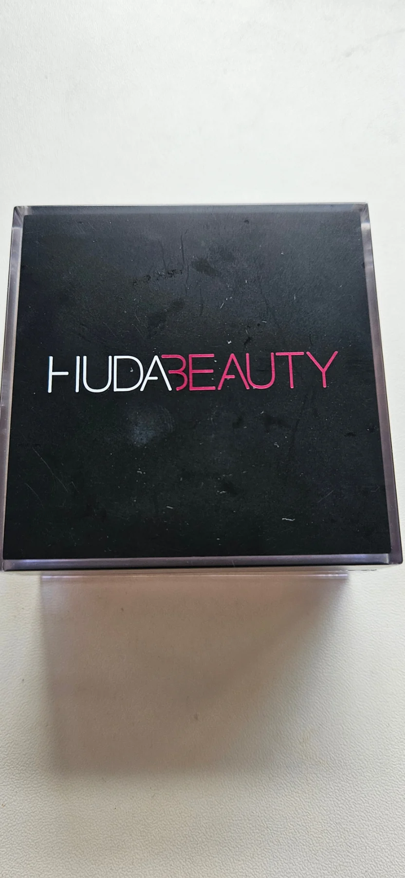 HudaBeauty Easybake Coffee cake
