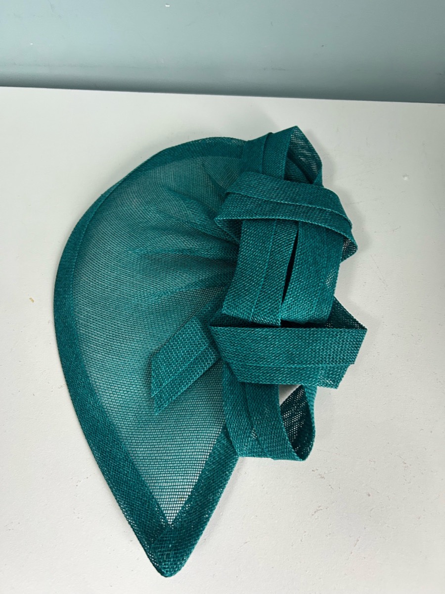 Fascinator for women indoor outdoor wear