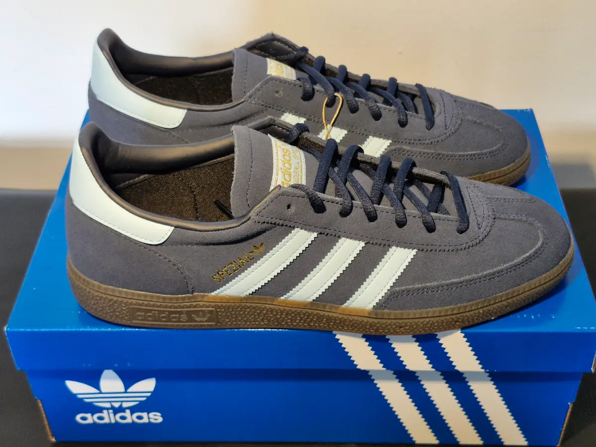 Adidas Handball Spezial. Navy-Blue. Size 10.5. Brand new in full box