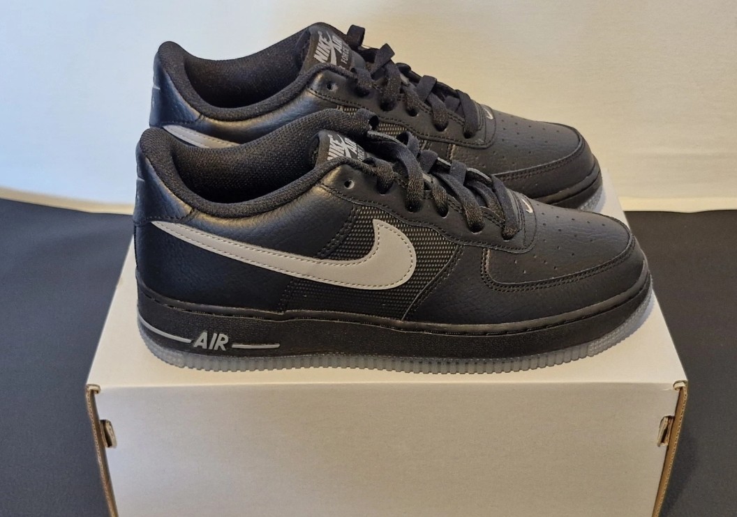 Nike Air Force 1. Kids. Black. Size 6. Brand new in full box
