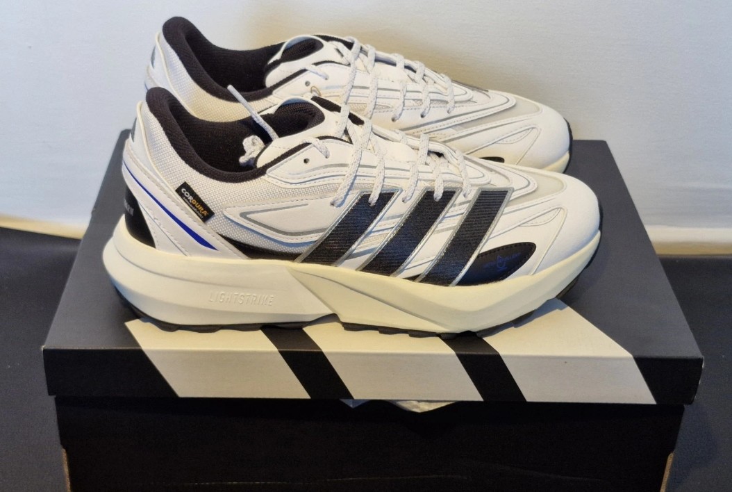 Adidas LightBlaze ATR. White-Blue. Size 10. Brand new Boxed