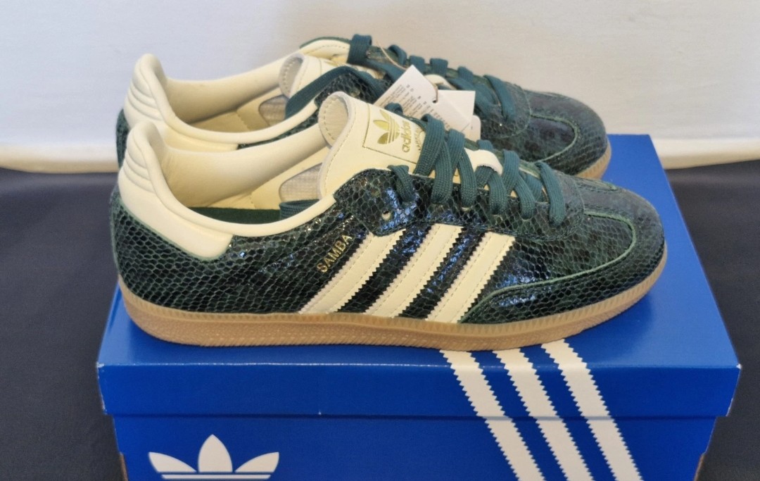 Adidas Samba OG. Collegiate Green-Cream. Size 5. Brand new Boxed