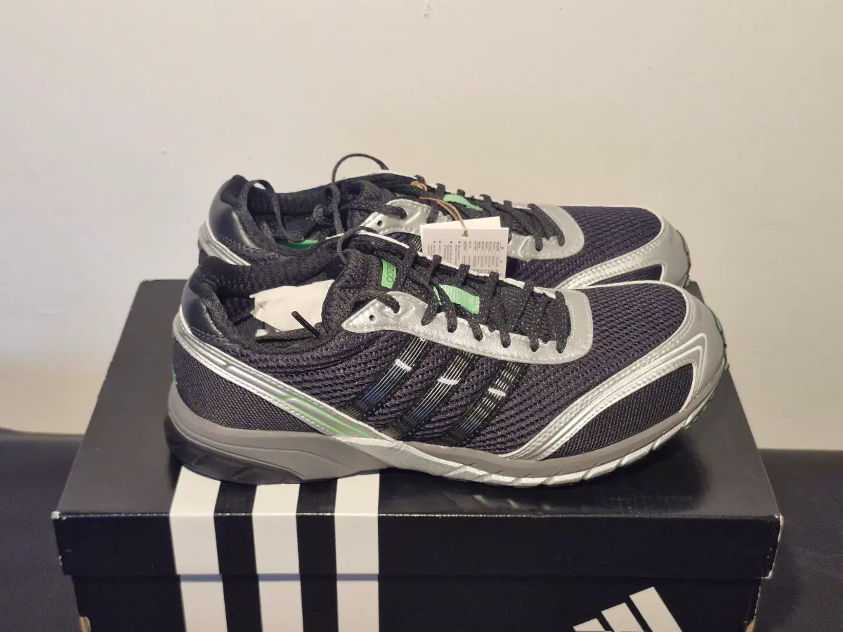 Adidas Adizero Adios OG. Black-Silver-Green. Size 6. Brand new in box