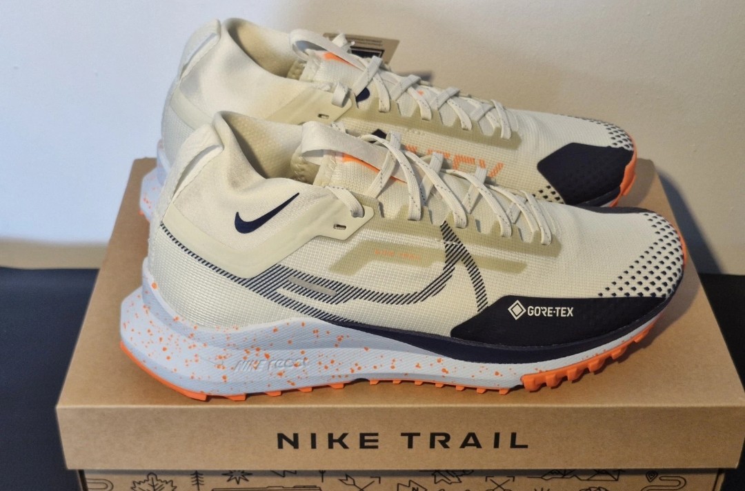 Nike React pegasus Trail 4 GTX V2. Sea Glass. Size 7.5. Brand new in box