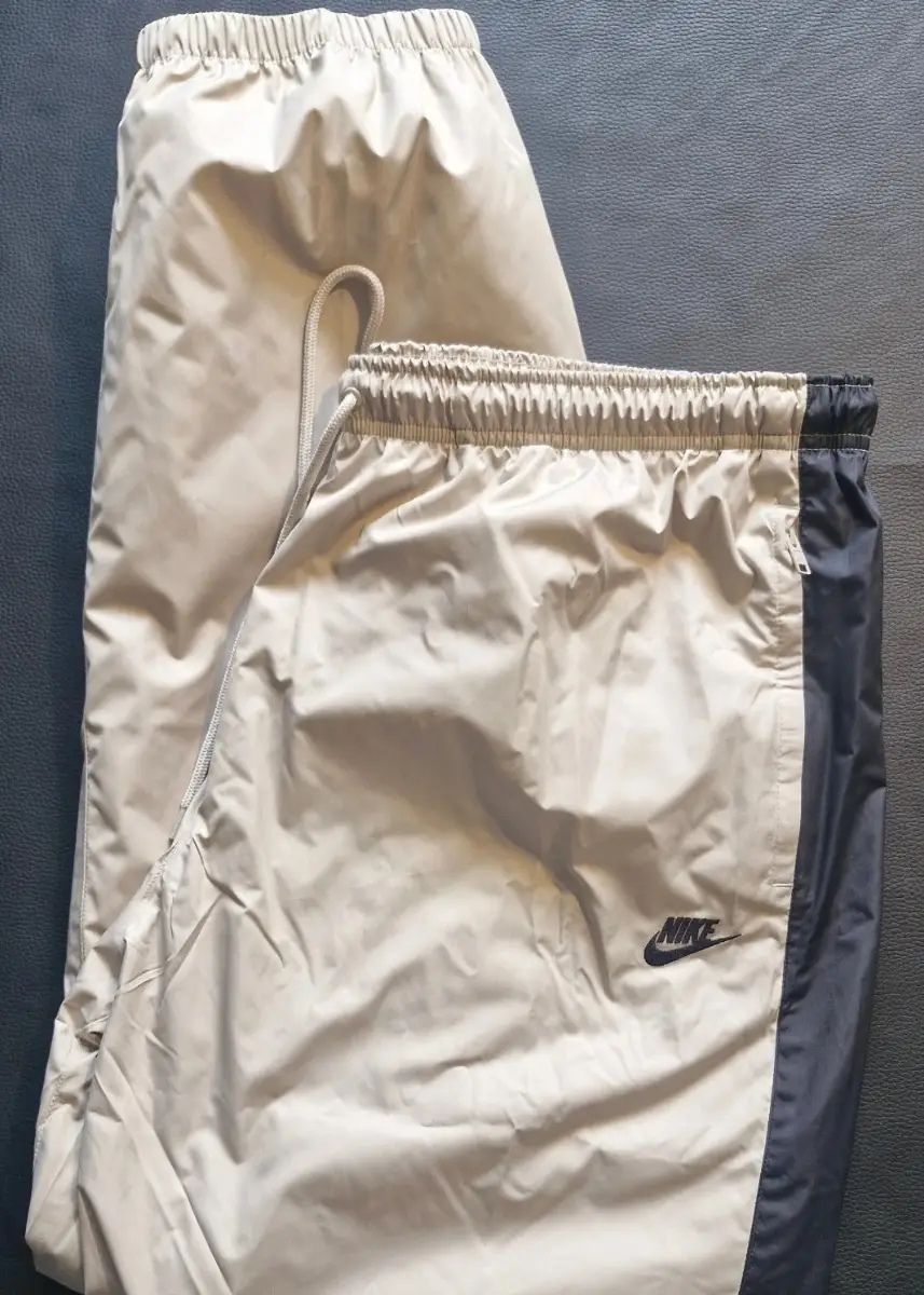 Nike Windrunner Tracksuit Bottoms. Size XL. Brand new