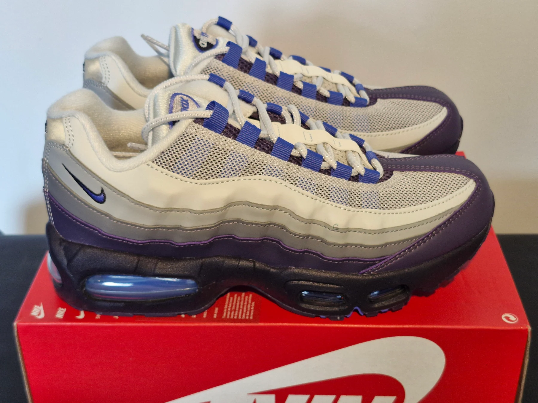 Nike Air Max 95 BB LTR. Kids. Photon Dust-Sapphire. Size 6. Brand new