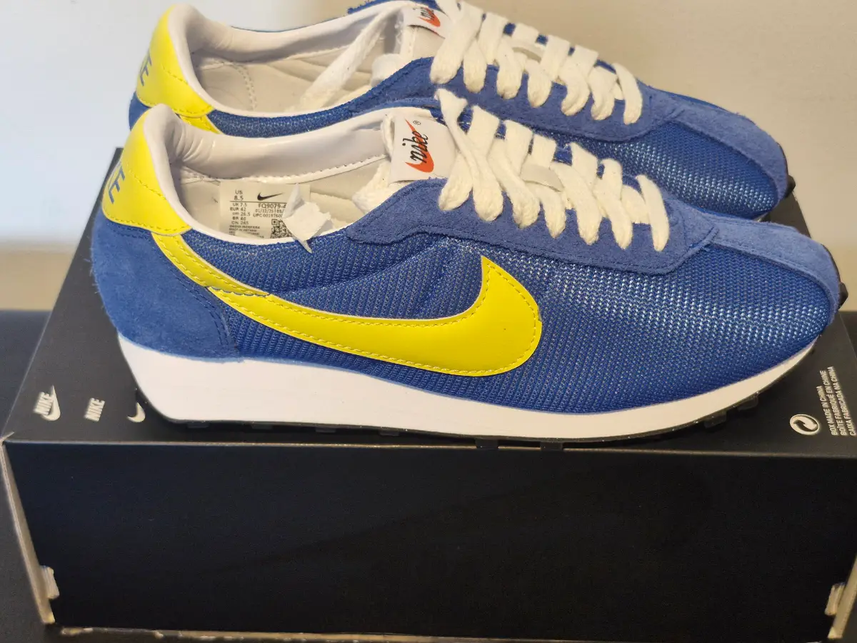 Nike LD-1000. Blue-Yellow. Size 7.5. Brand new