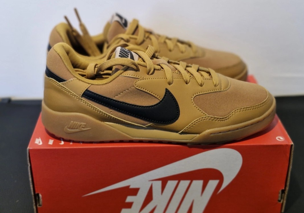 Nike Terra Manta. Wheat. Size 7. Brand new