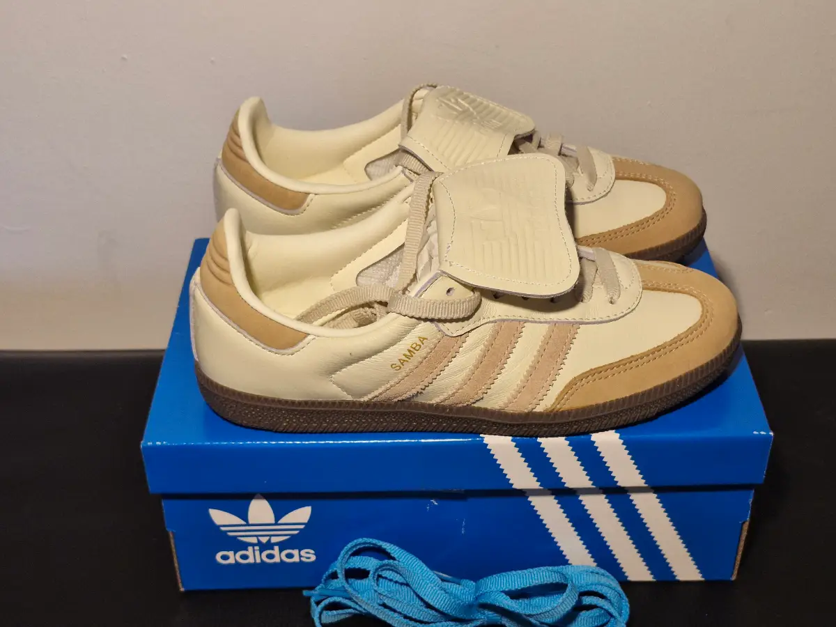Adidas Samba LT. Cream-White. Size 4. Brand new in full box