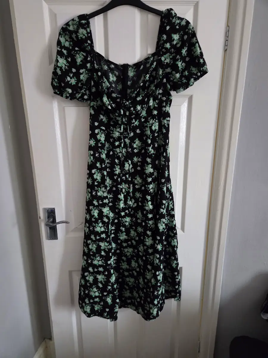 Shein Ditsy Floral Sweetheart Midi Dress XL Mint Green/Black