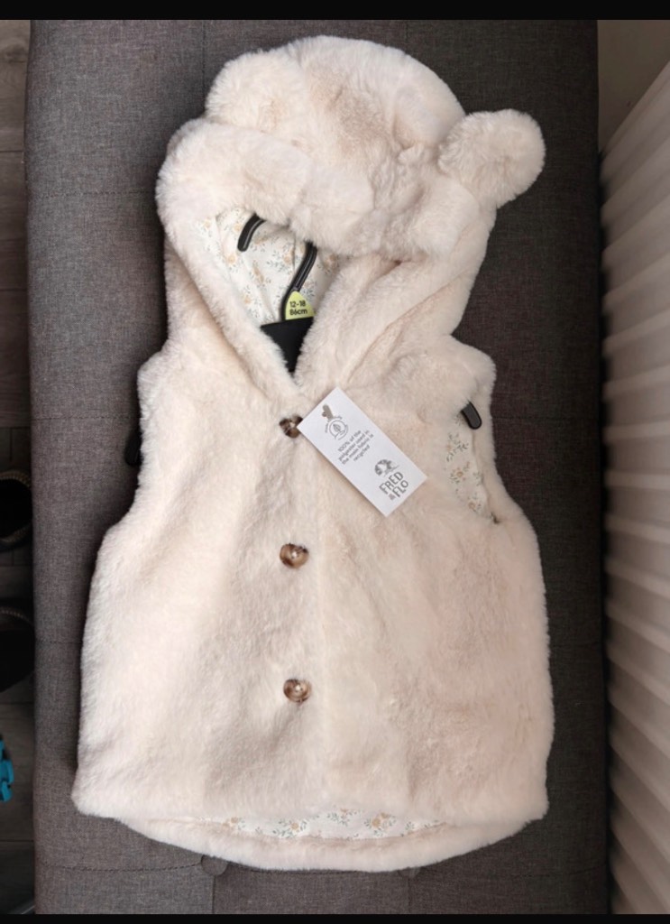 Bear gilet 12-18