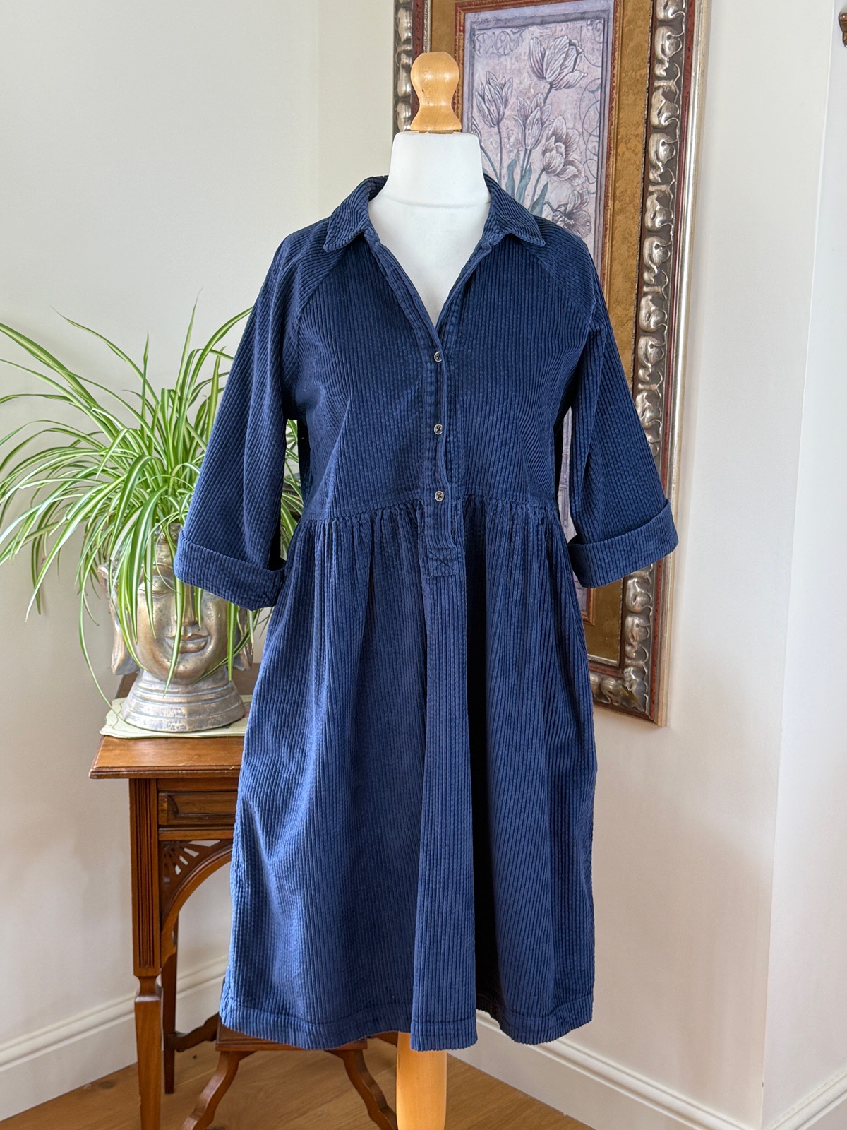 Superb Quality FatFace ‘Sara’ Dusty Blue Jumbo Cord Knee Dressed Size 12