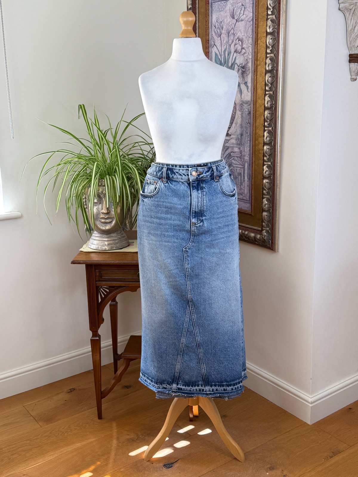 Quality NEXT Light Wash Raw Hem Denim Midi/Maxi Skirt Size 14