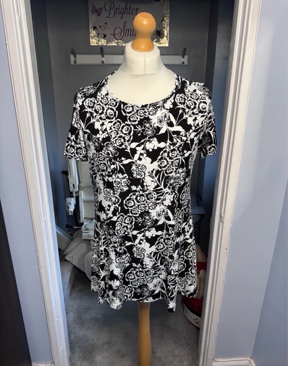 David Emanuel Women’s Swing Tunic Top Black White Floral UK 16 Stretch